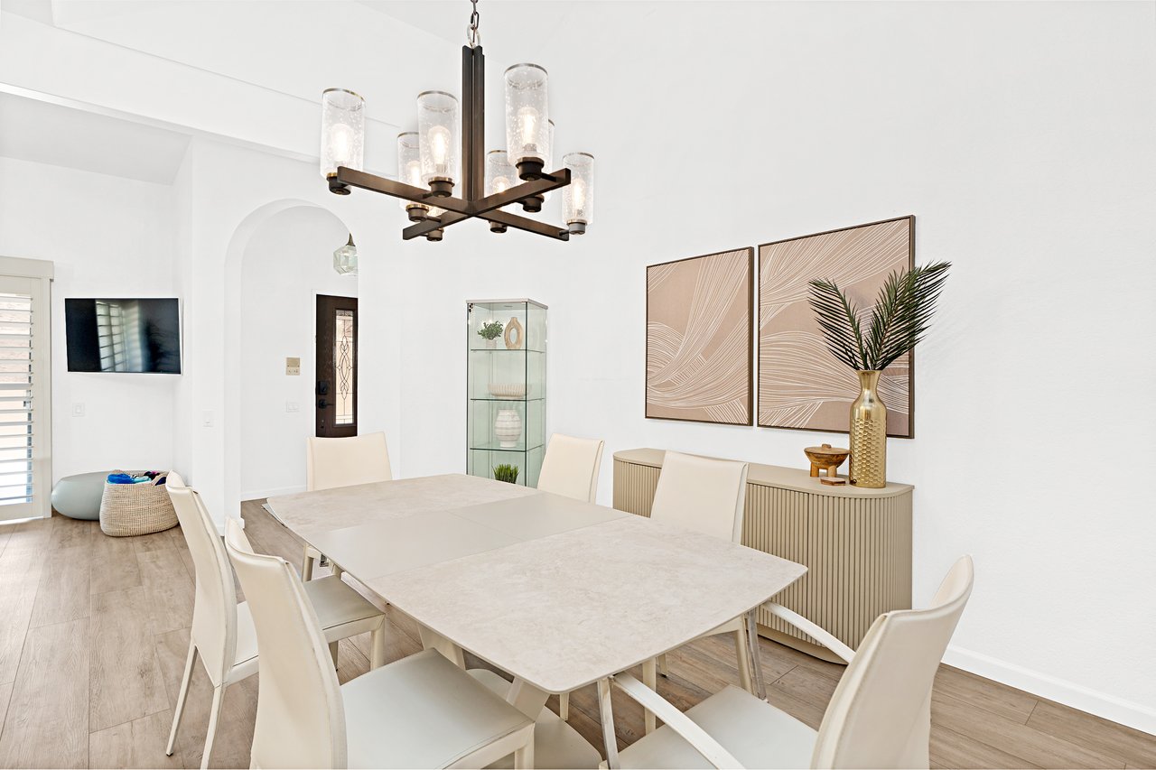 Foxtail Luxe Retreat
