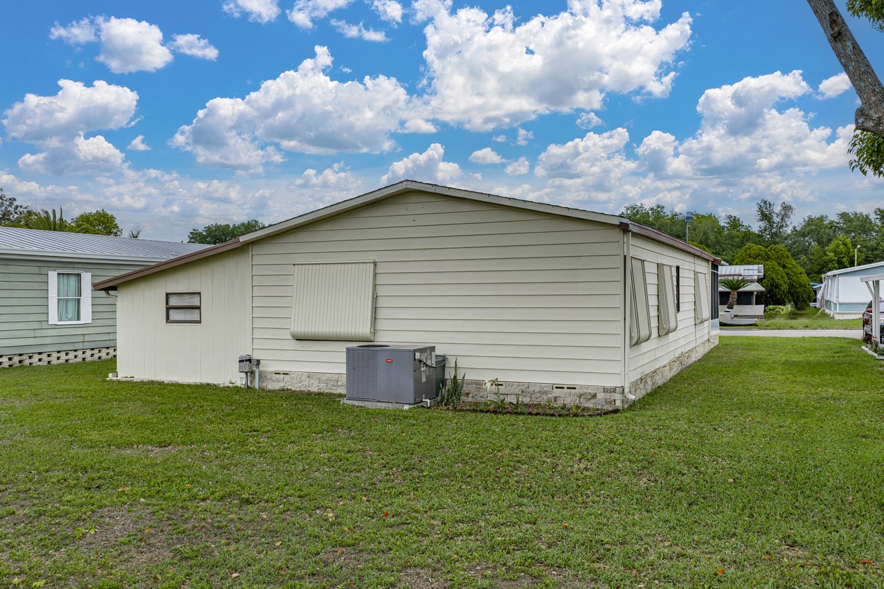 35116 COLONY HILLS DR