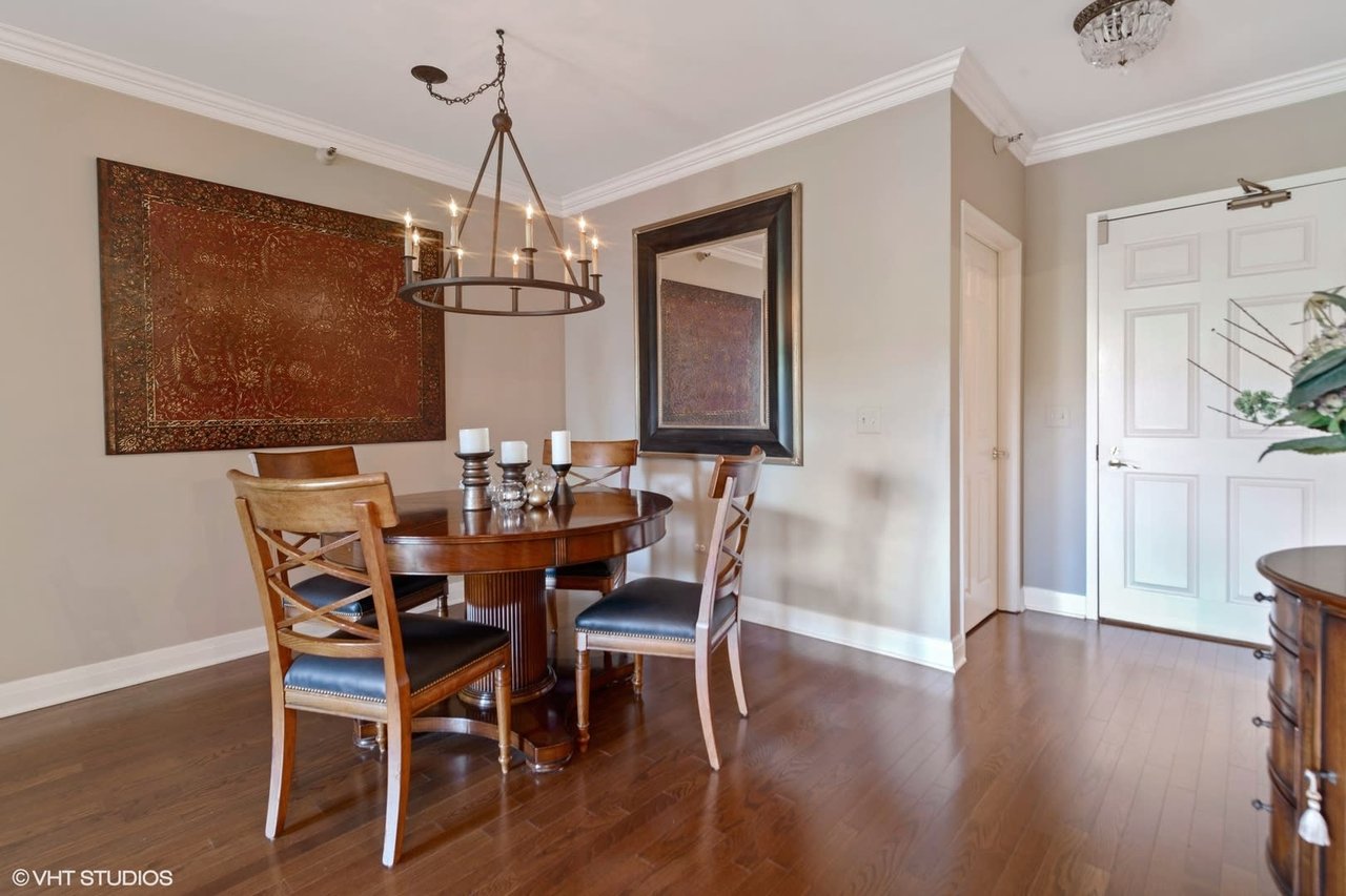 55 W Delaware Pl Unit 313