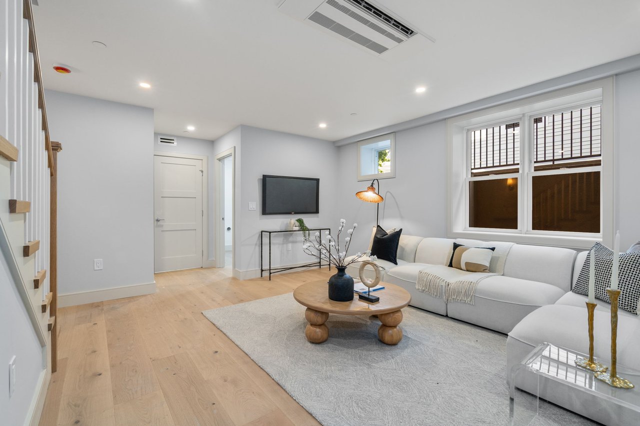 The Residences at Pearl 