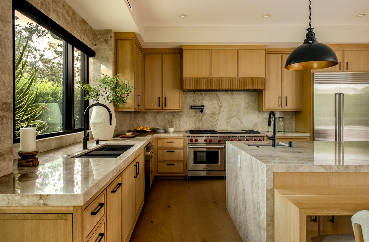 196 S Greenfield Ave, Westwood