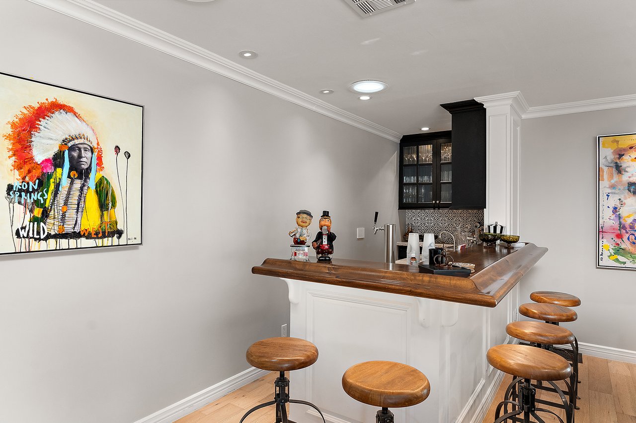 3508 E MARLETTE Avenue