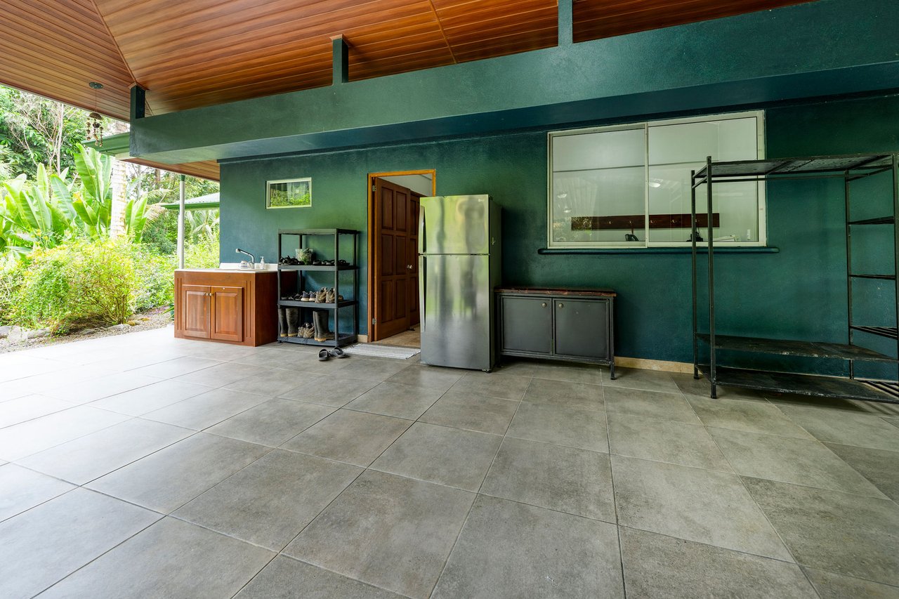 CASA TORTUGA – LAGUNAS OCEAN, MOUNTAIN, AND SUNSET VIEW HOME