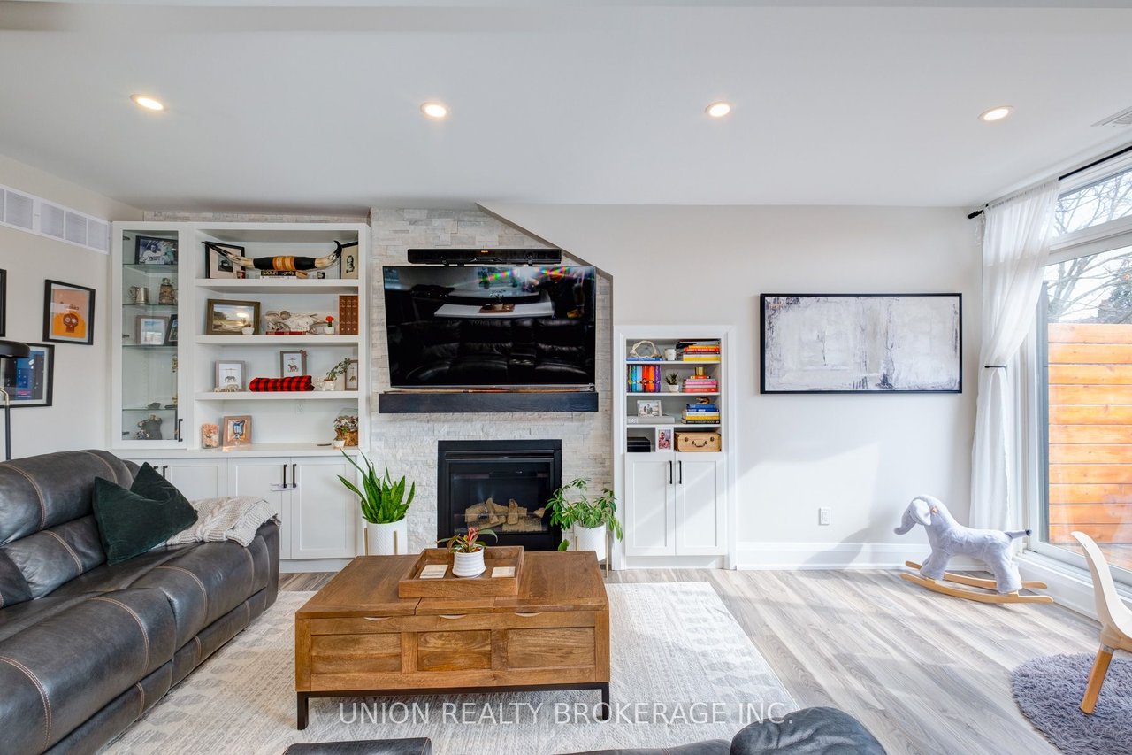 11 Ellerbeck St