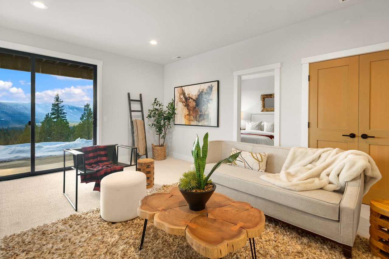 2241 Forest Ridge Drive