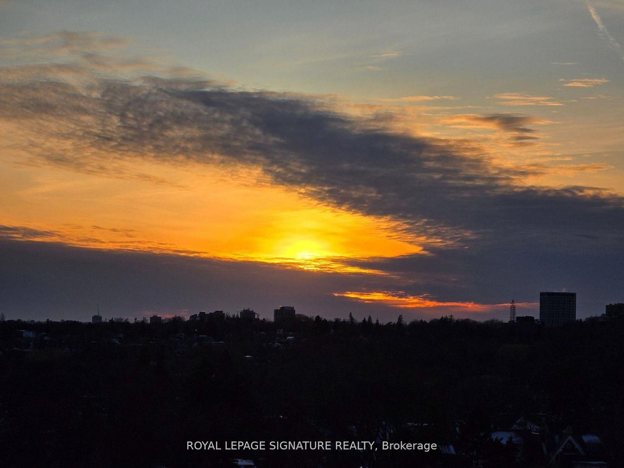 J. DAVIS HOUSE PENTHOUSE 