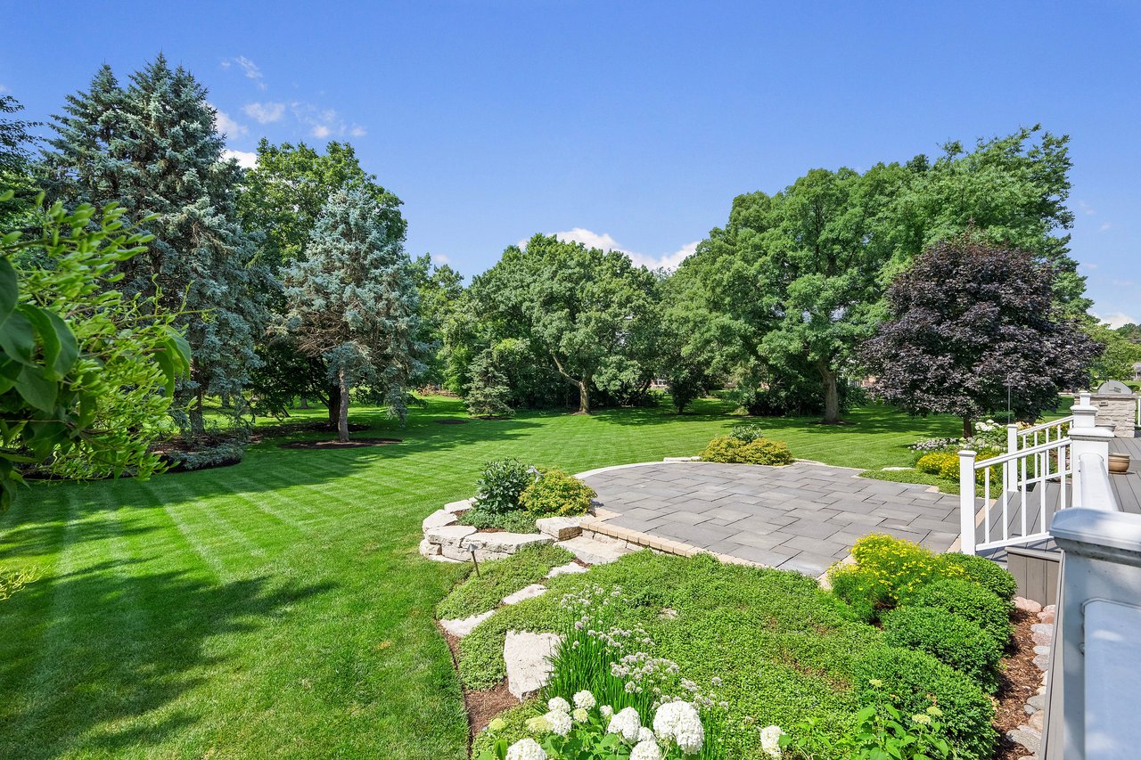 14 Olympia Ct, Oak Brook