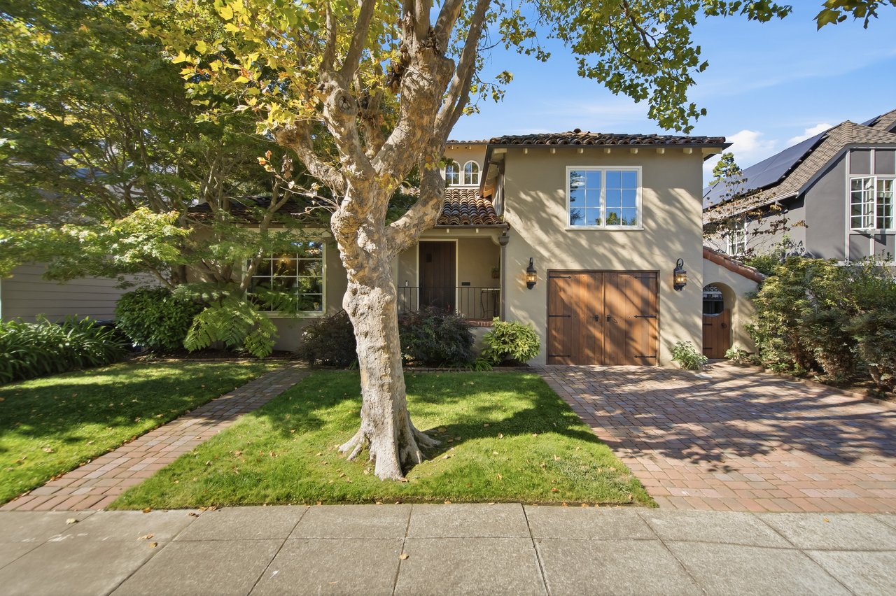 122 Castilian Way