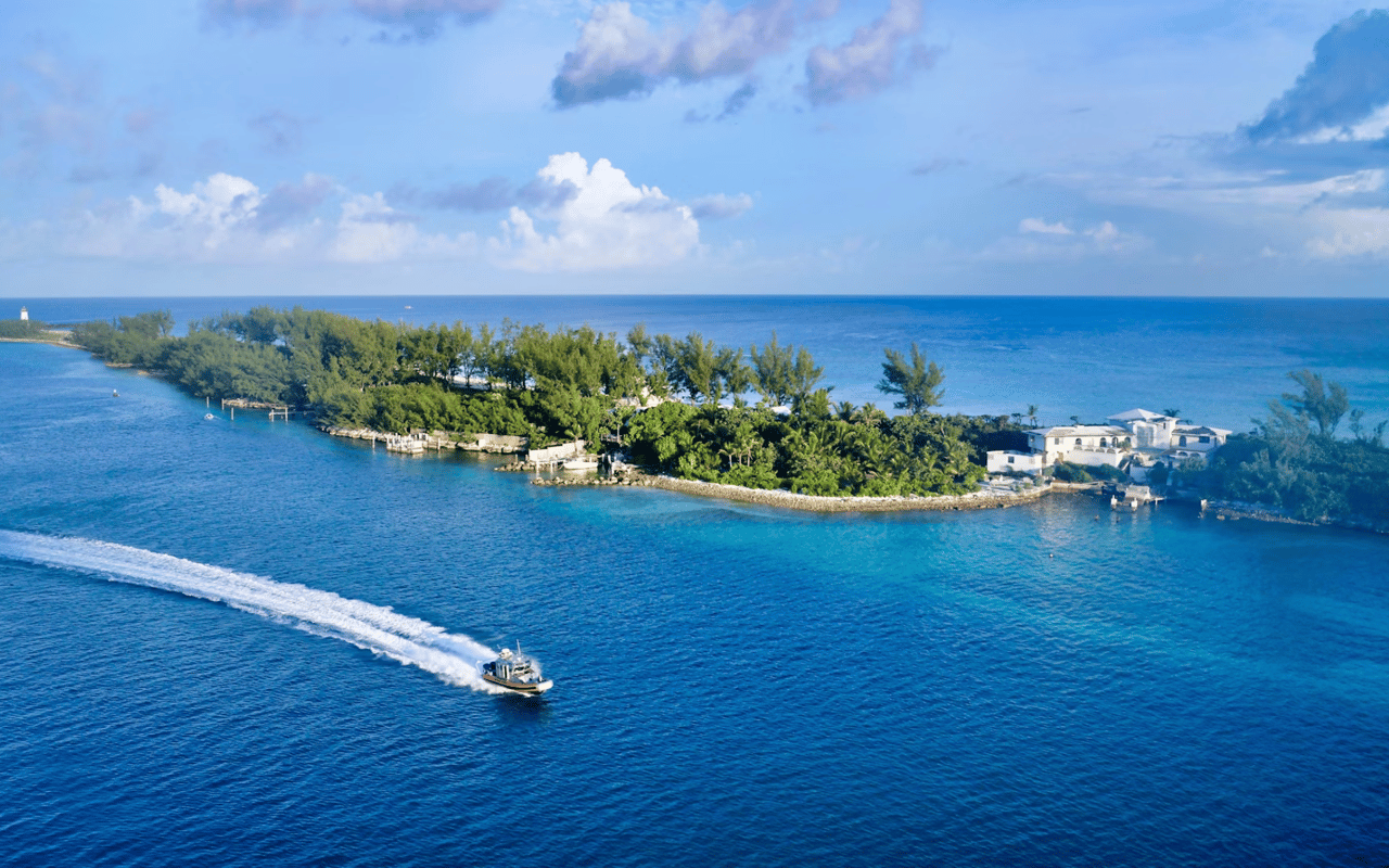 Inside the Lifestyle of Lyford Cay’s Elite Residents