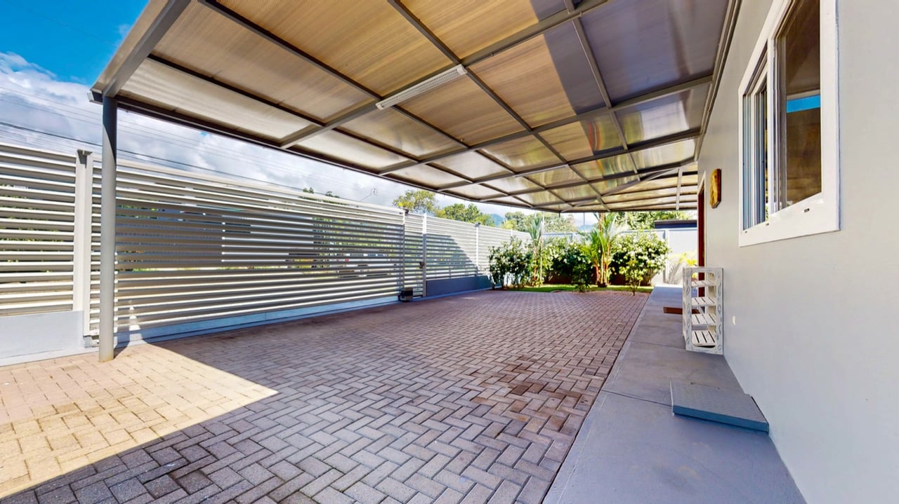 Immaculate 3-Bedroom Home with Pool Near Marino Ballena National Park