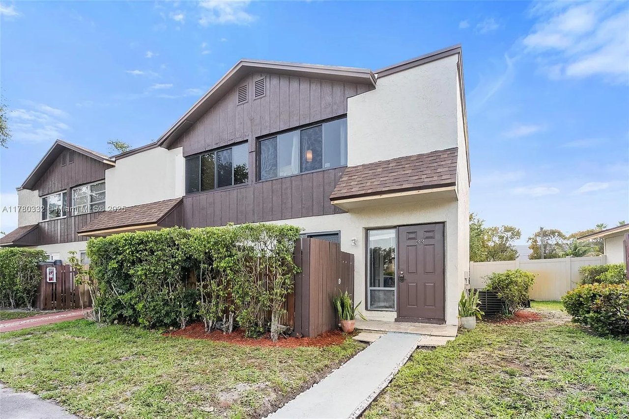 3200 NW 5th Ter Apt 33