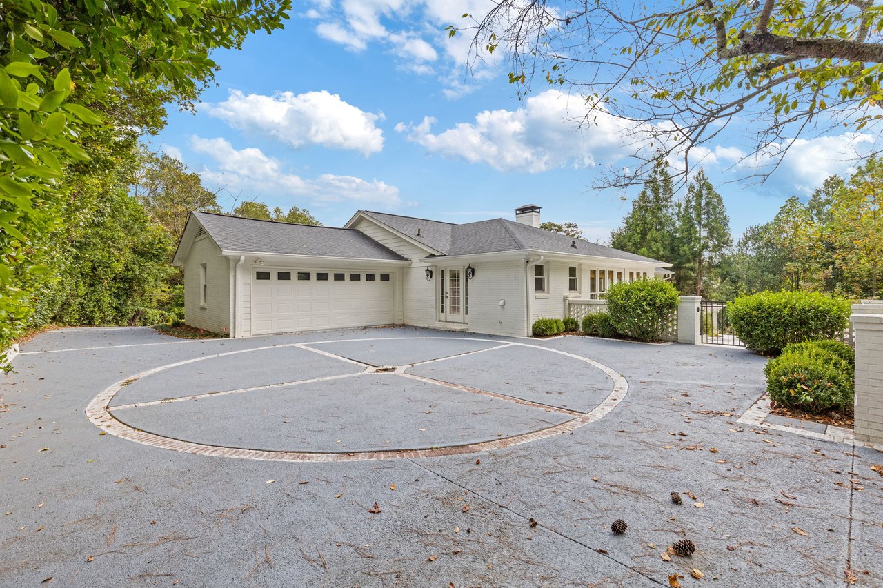 5650 Eden Roc Ln