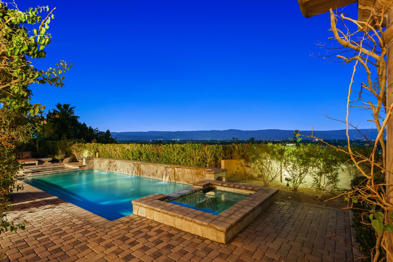 2 Nebulae Way, Rancho Mirage