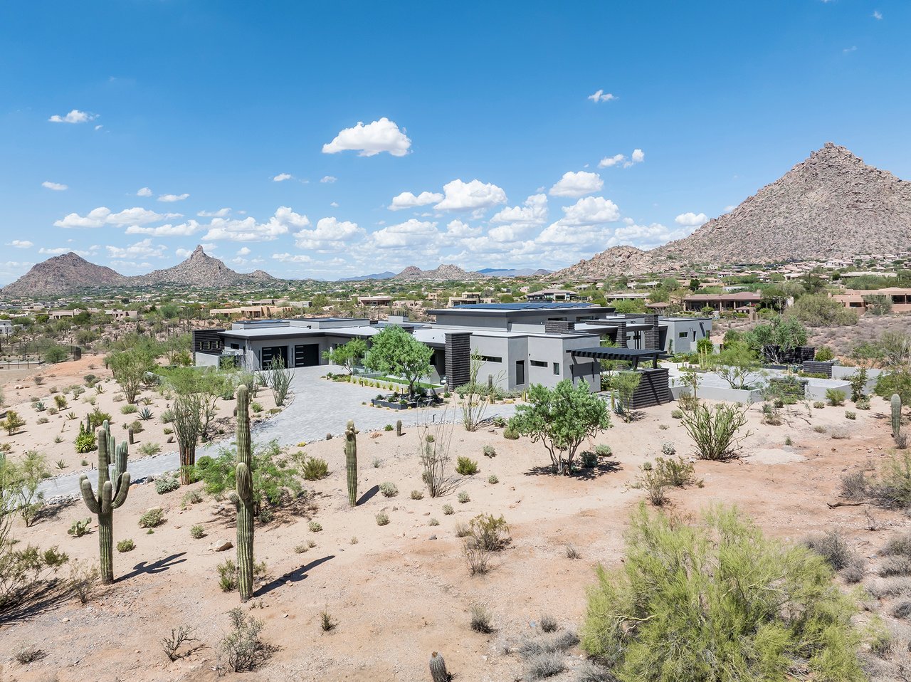 10784 E PINNACLE PEAK Road