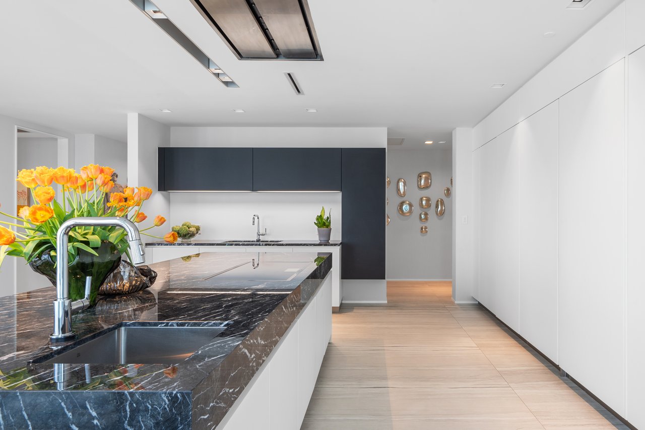 One Thousand Museum Signature Residence