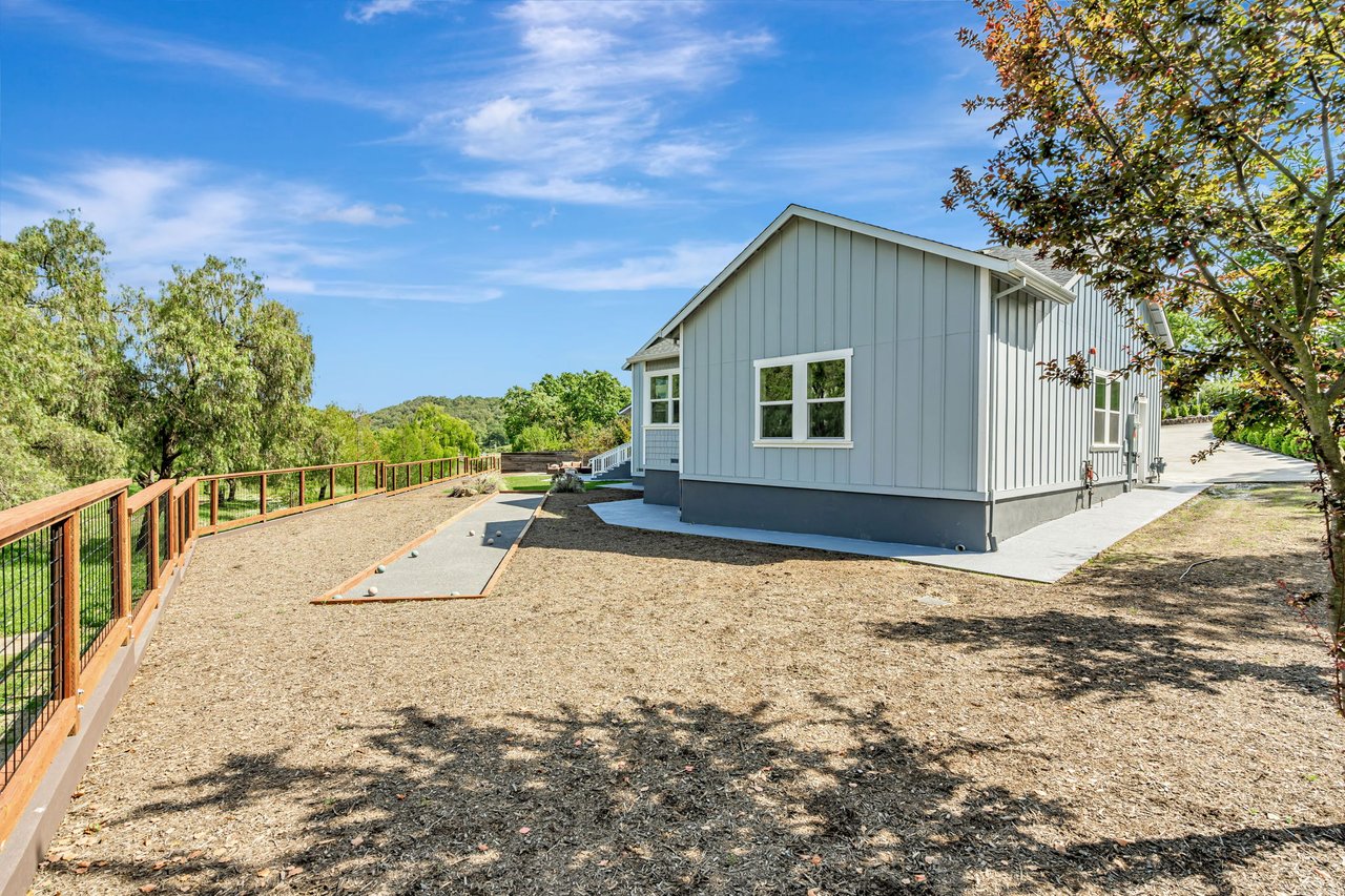 12 Rose Ct Novato
