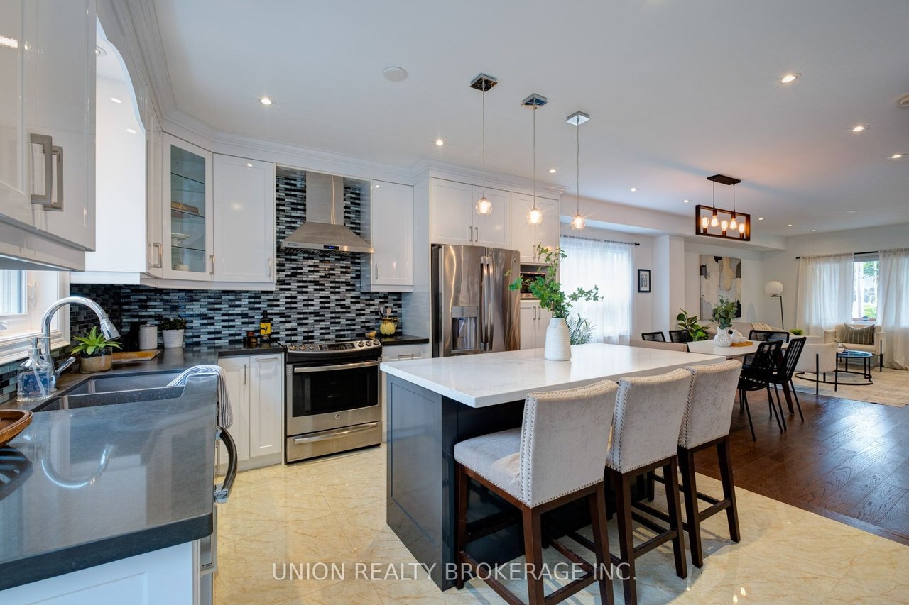 257 Greenwood Ave