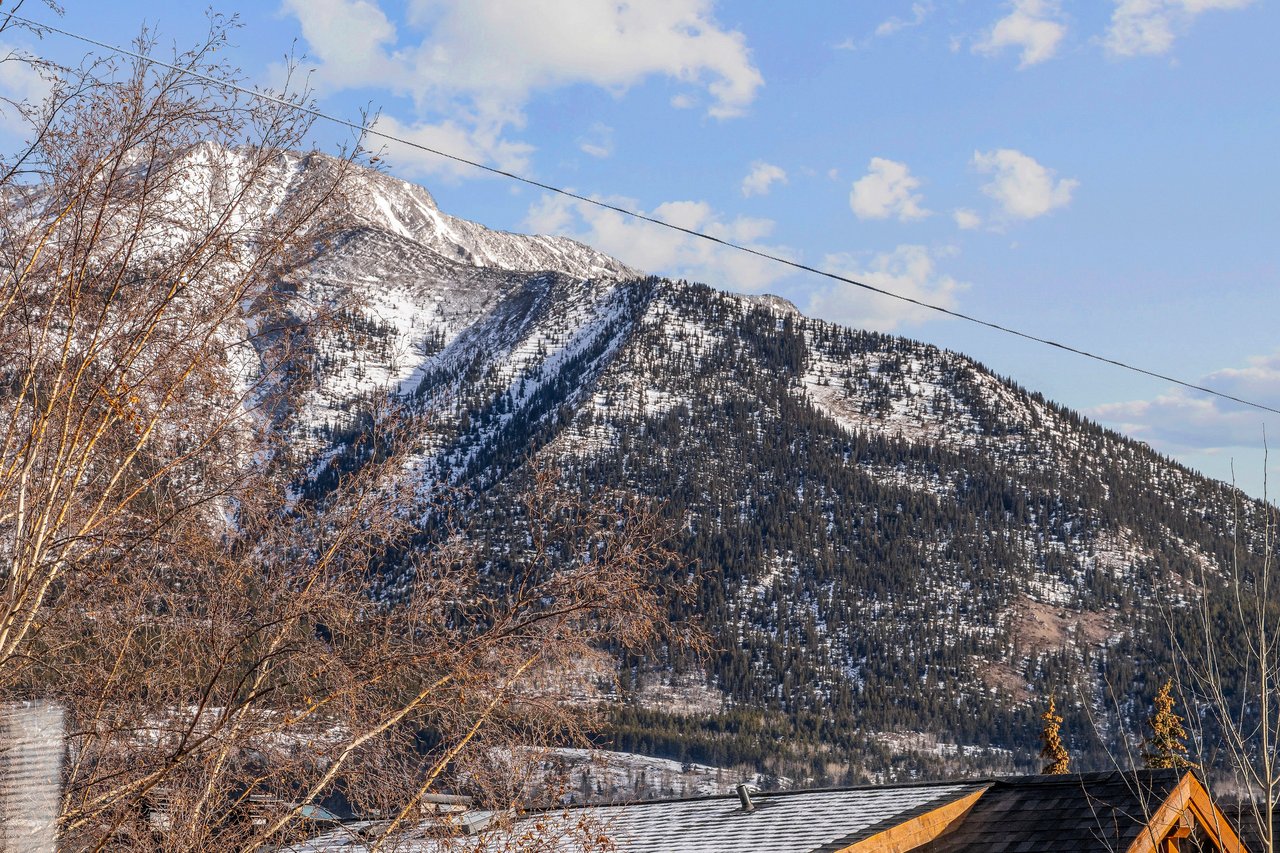 810 3rd Street Unit: 4