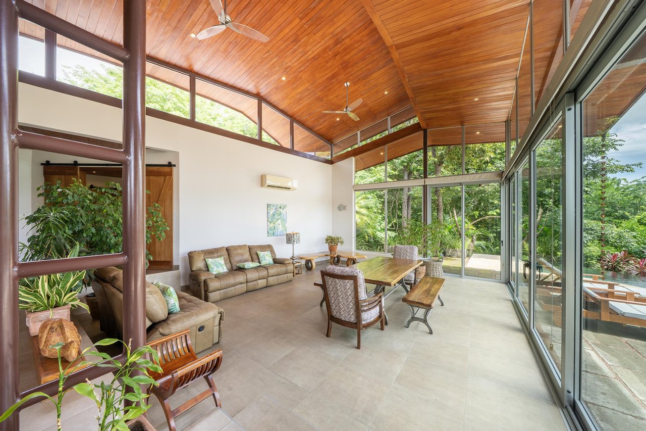 Casa Gracia | Luxury Jungle Retreat with Infinity Pool in Rancho Villareal, Tamarindo