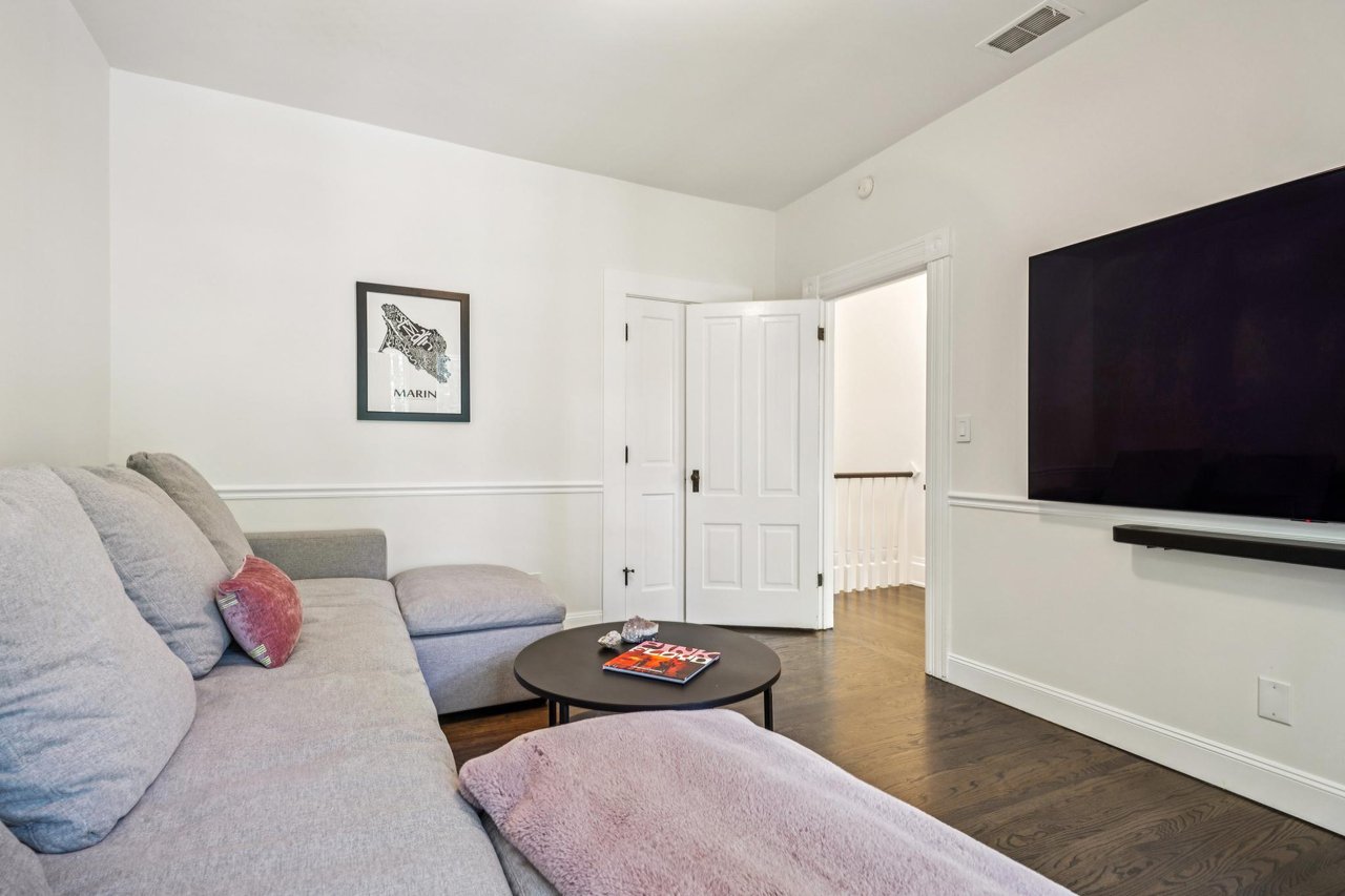 309 Corte Madera Ave