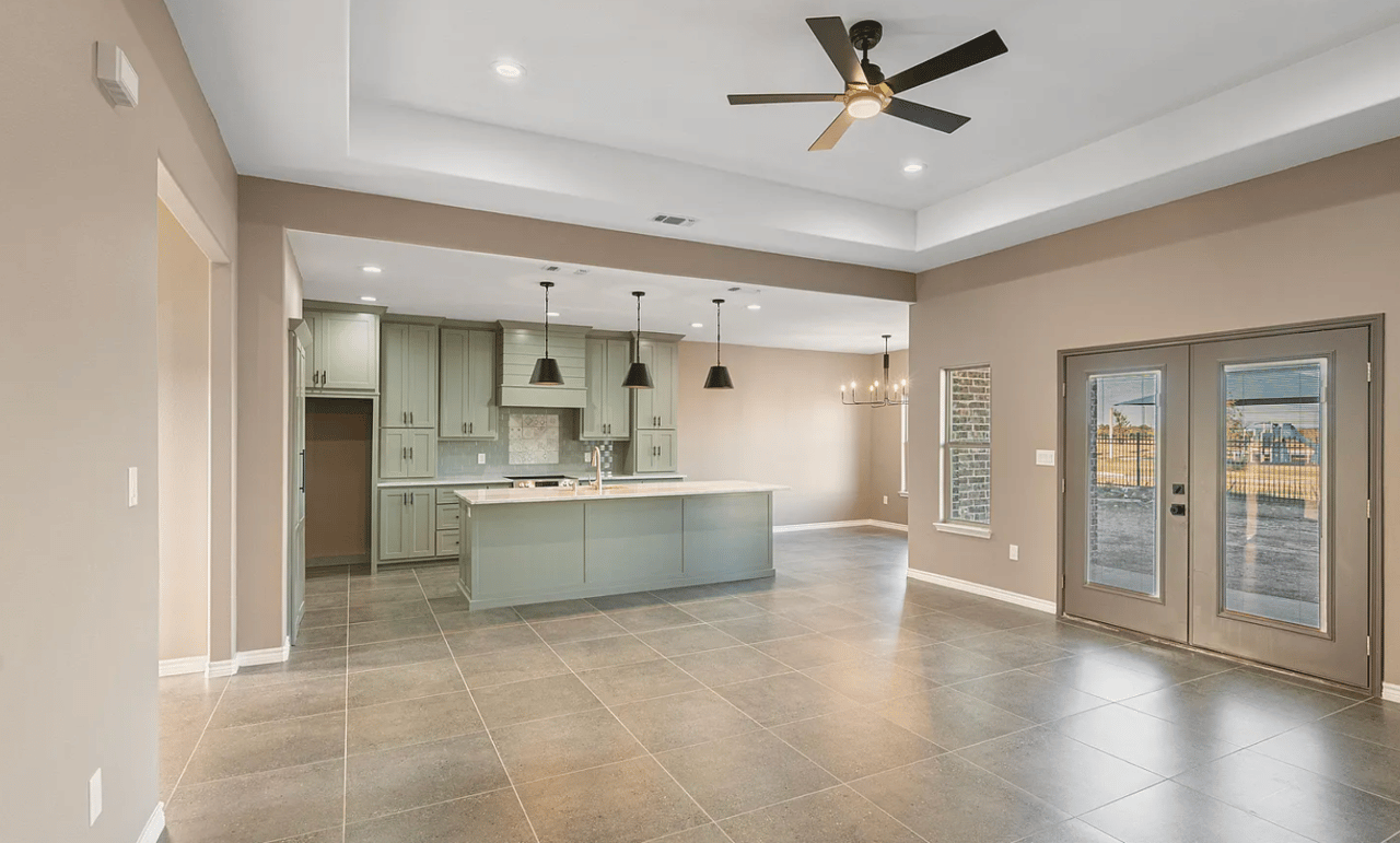 425 Pitaya Ln