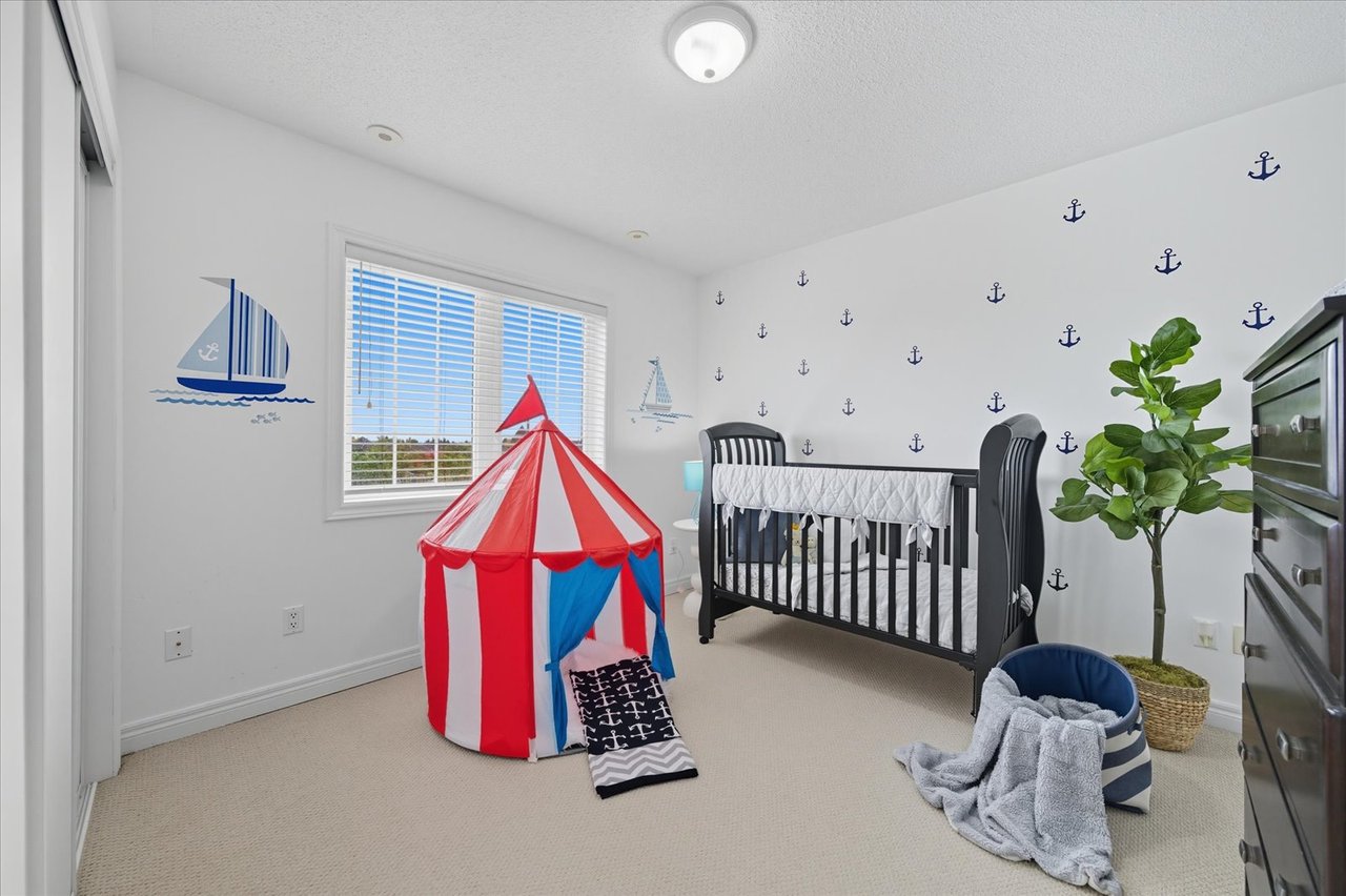 #23 - 20 Greensborough village Circ