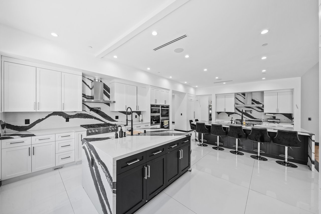 6006 Spring Valley Rd