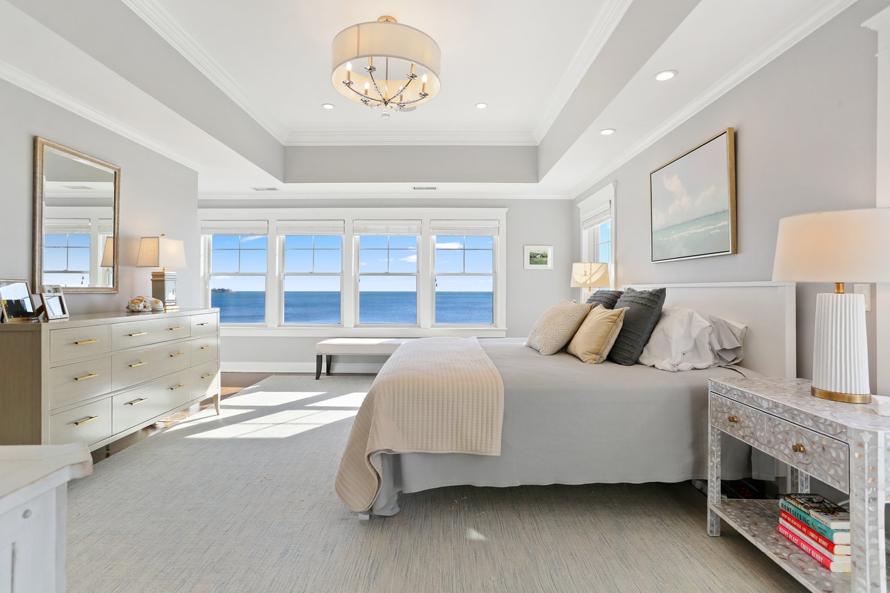 WATERFRONT LUXURY * PRIVATELY SOLD * RECORD SETTING PRICE