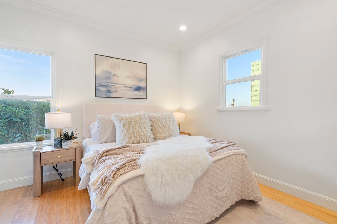 32 Seville St