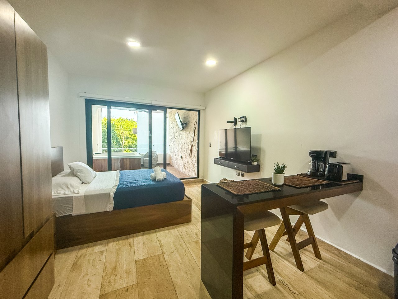 Studio Naia  | Incredible Price