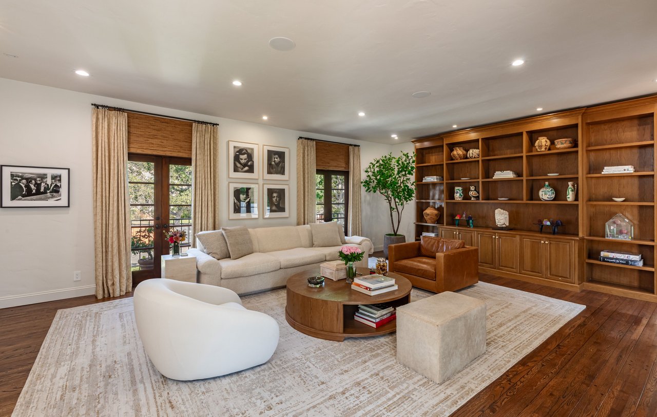 365 Comstock Ave, Little Holmby