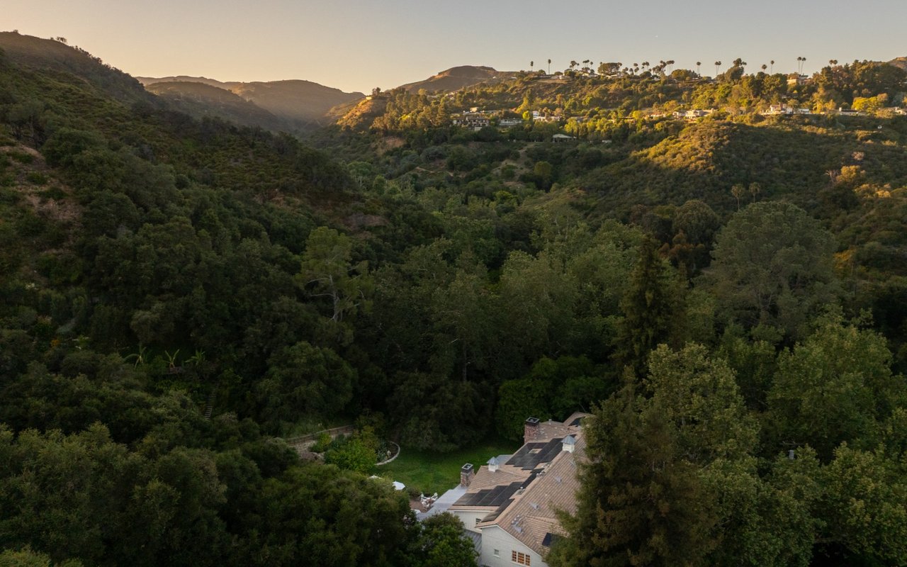 1900 Old Ranch Road, Sullivan Canyon