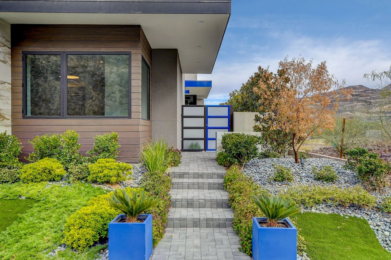 Modern Model Home for Sale in MacDonald Highlands