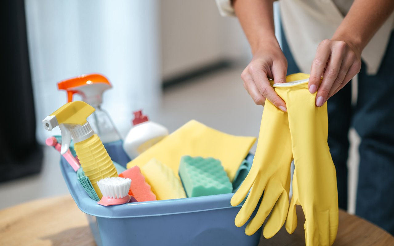 6 Easy Cleaning Tasks Homeowners Shouldn't Overlook