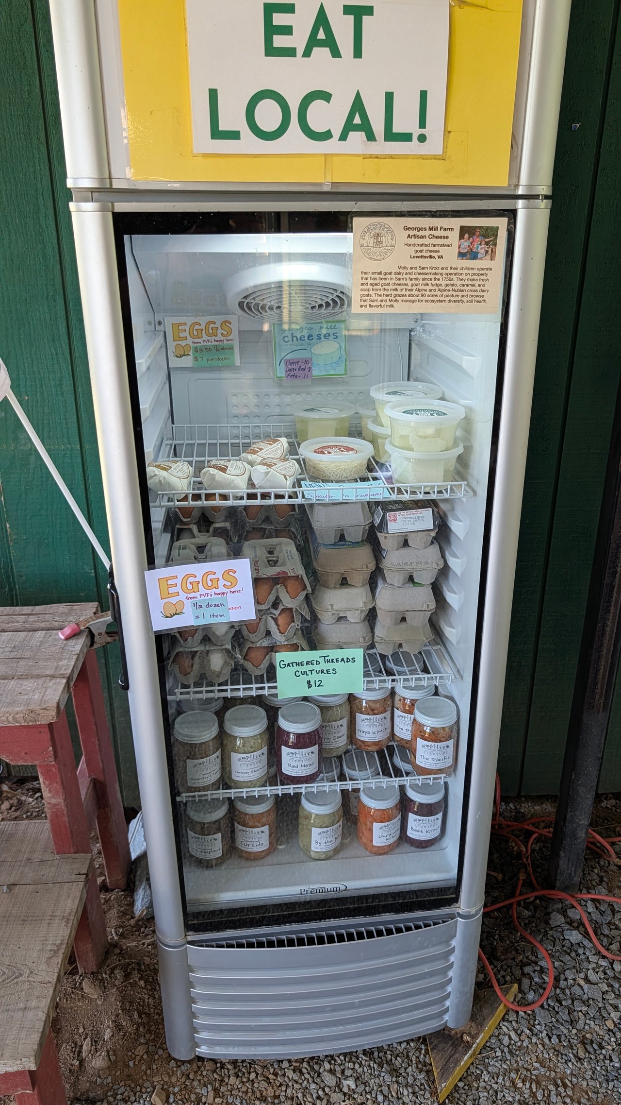Potomac Vegetable Farms, The Purcellville Stand