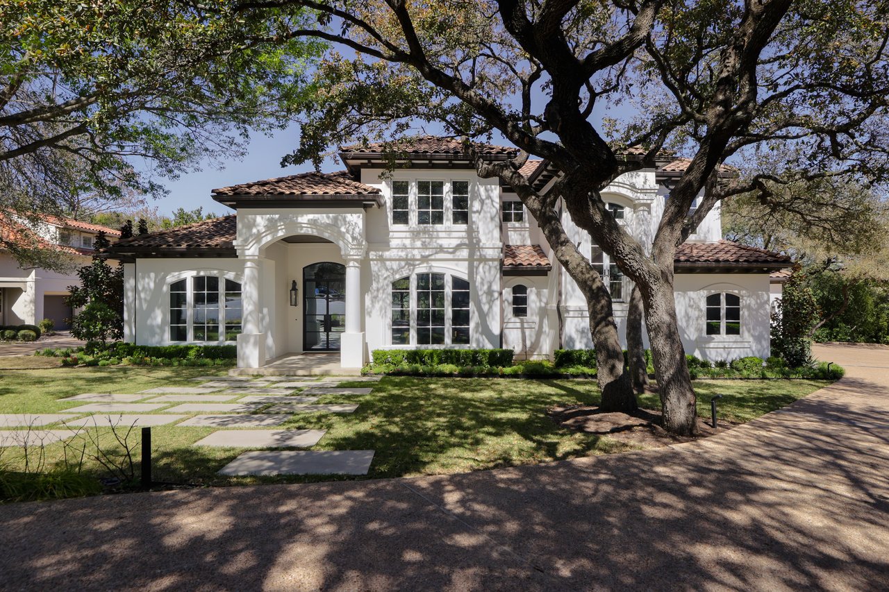 3013 Sparkling Brook Lane