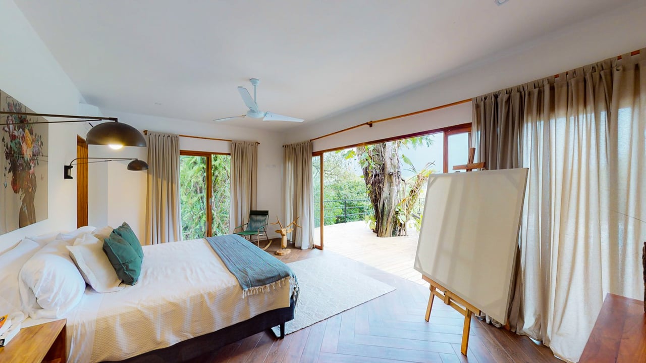 Five Star Private Rainforest Estate on Acreage with Creek