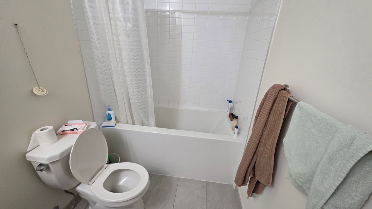 330 Richmond Street W Unit: 2312