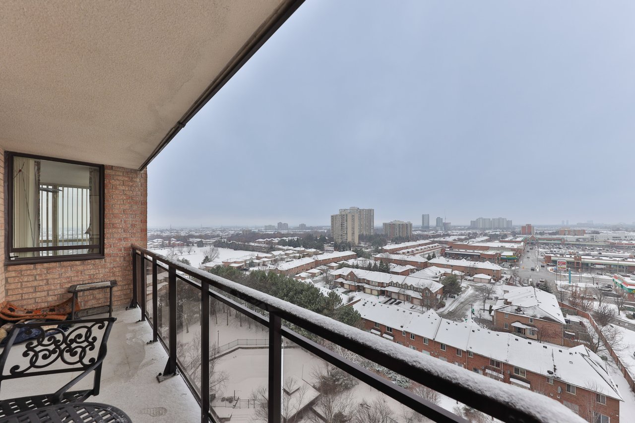 20 Cherrytree Drive #1104
