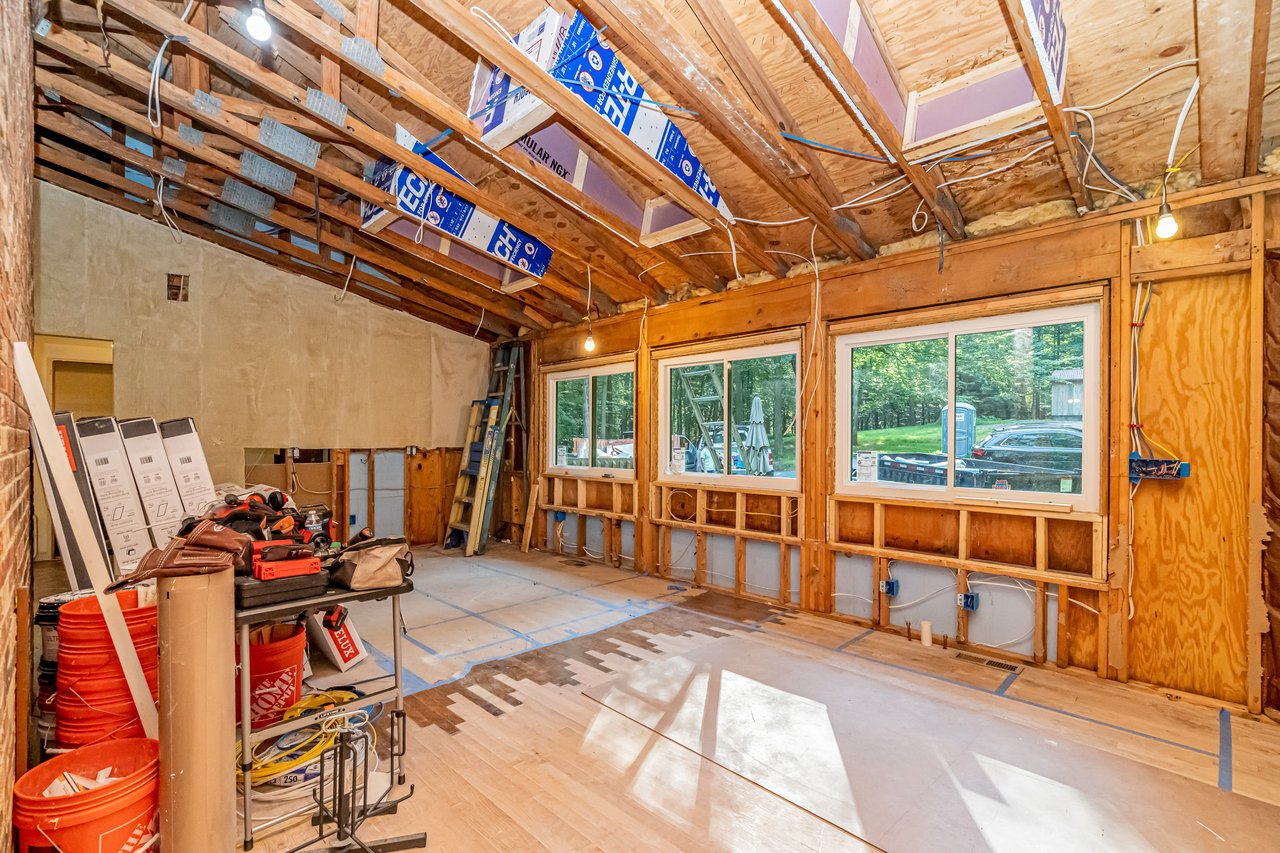 5 Acre Private Exclusive in Great Falls