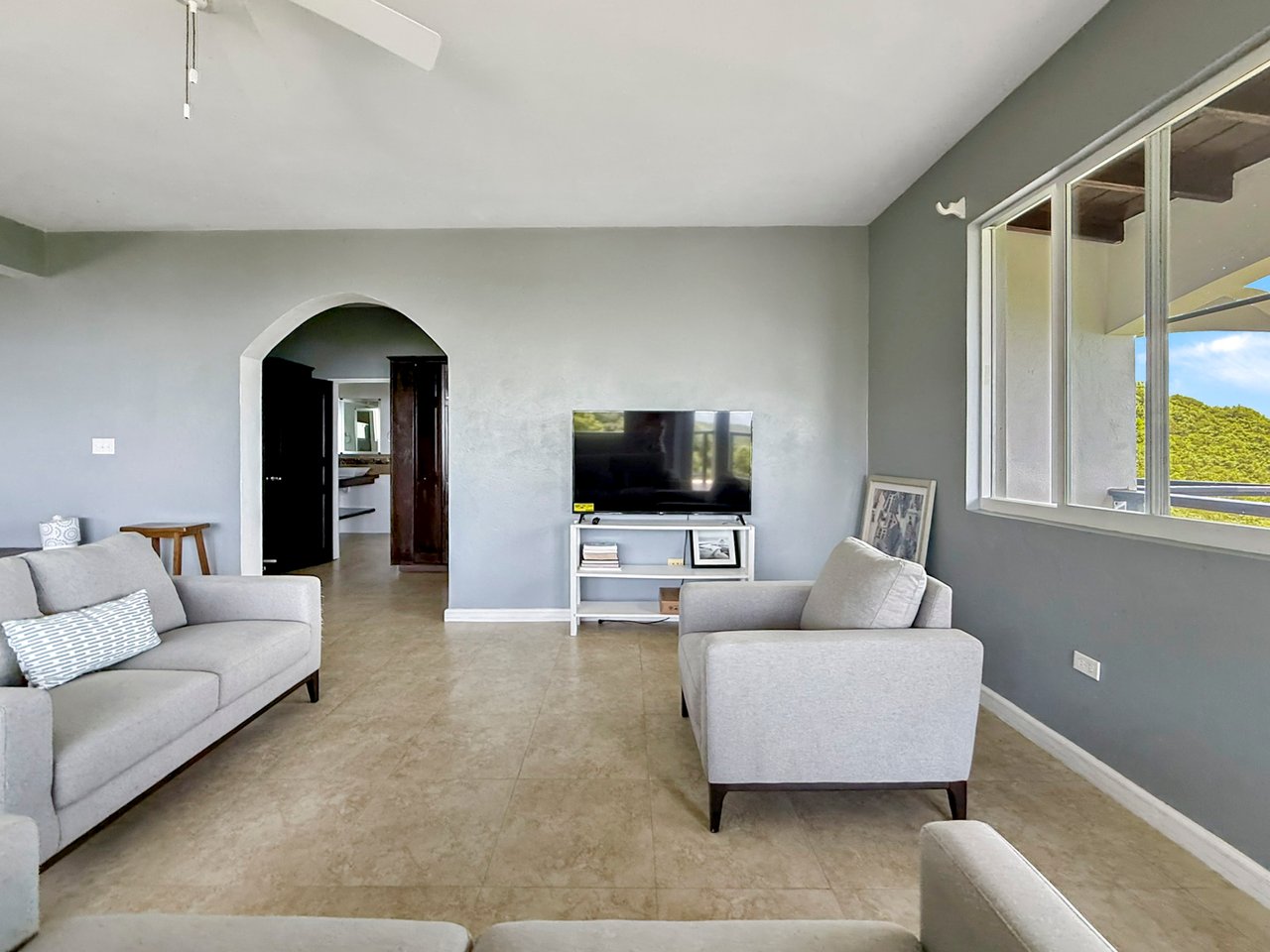 1062 Sabath Hill 2 Bedroom Apartment