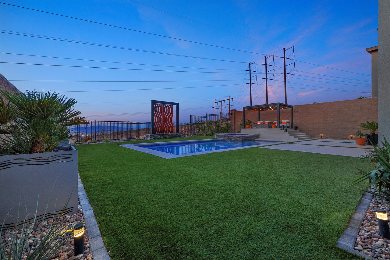258 Shaded Canyon Drive