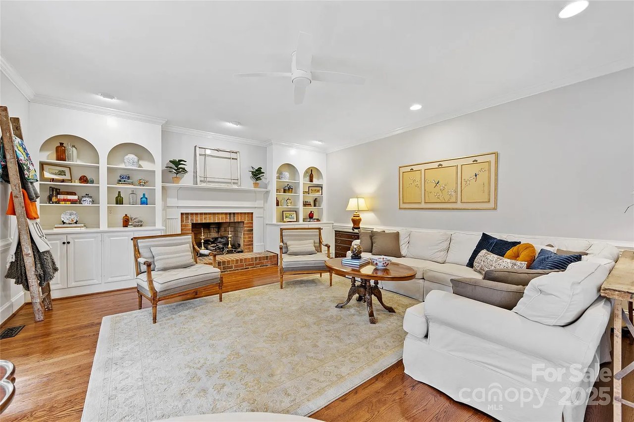 10400 Tyne Ct