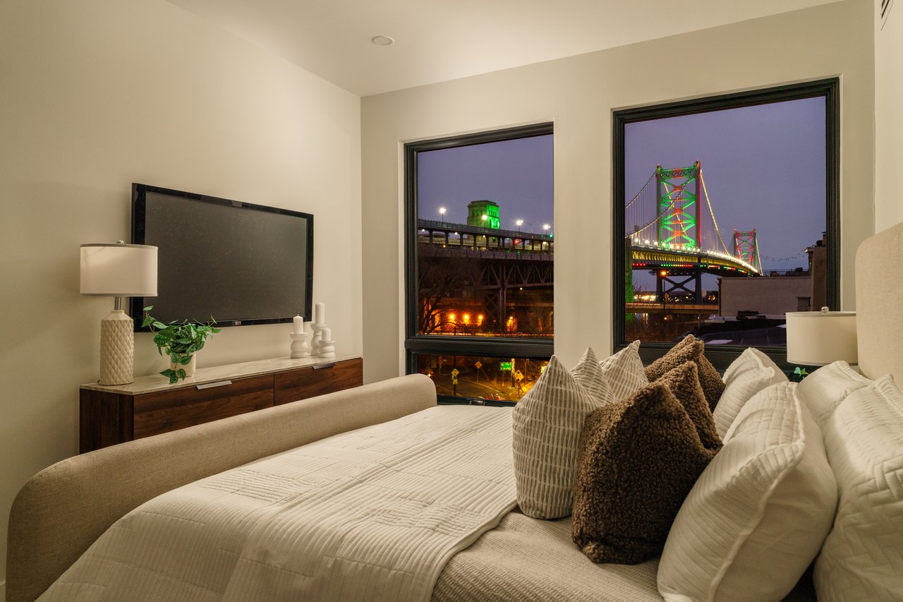 	160-64 N 2nd Street #3R, Philadelphia, PA 19106