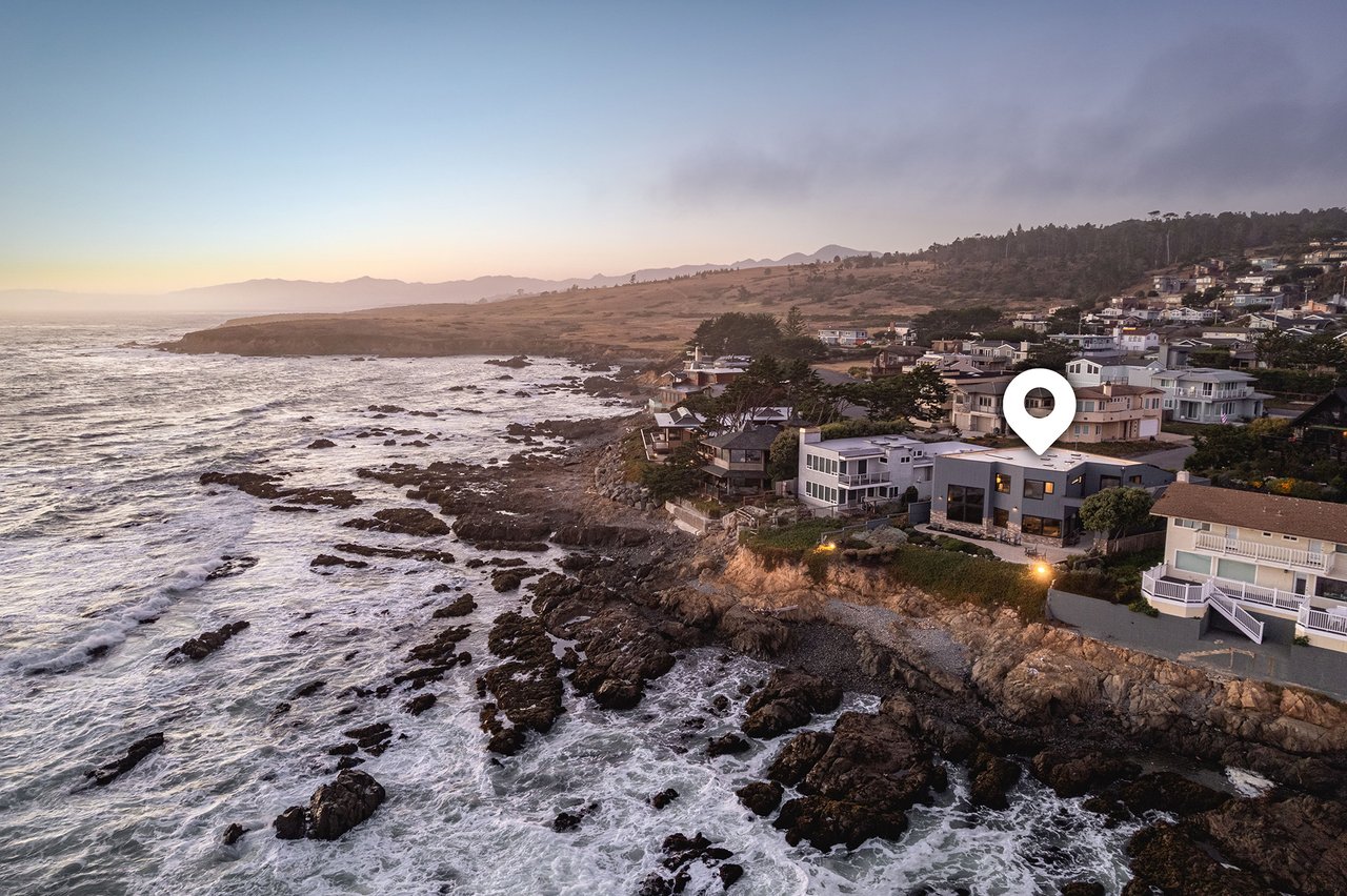 Striking Design on Cambria’s Coastline