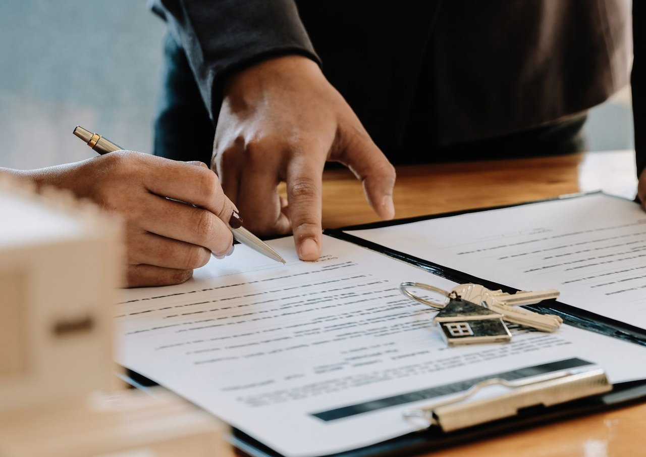 Common Mistakes to Avoid When Buying a Home