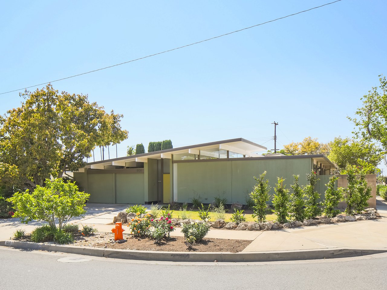 EICHLER Home For Lease In Orange....The ONLY One