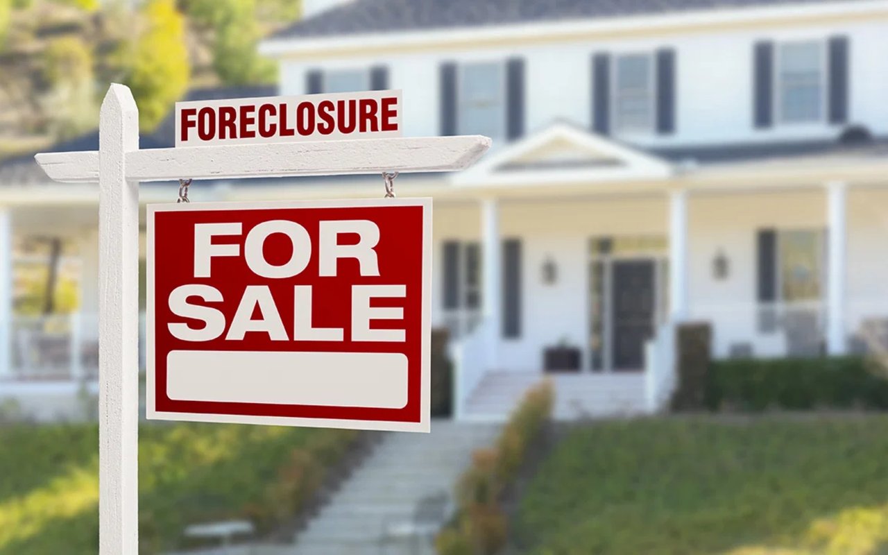 Thinking About Buying a Foreclosure?