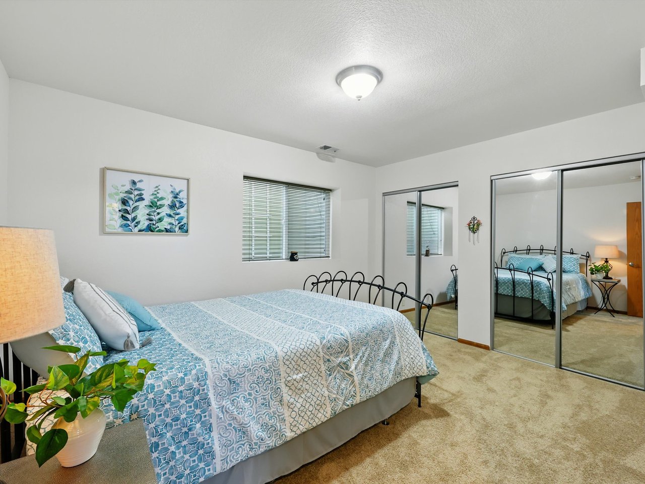 440 Torrey Pines Way