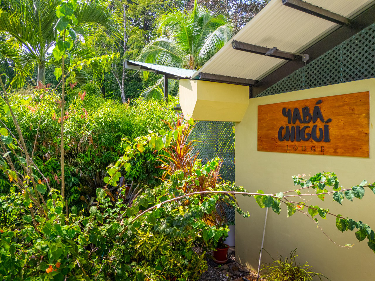 Yaba Chigui, Turnkey Riverside Eco-Resort or Private Family Compound in Ojochal
